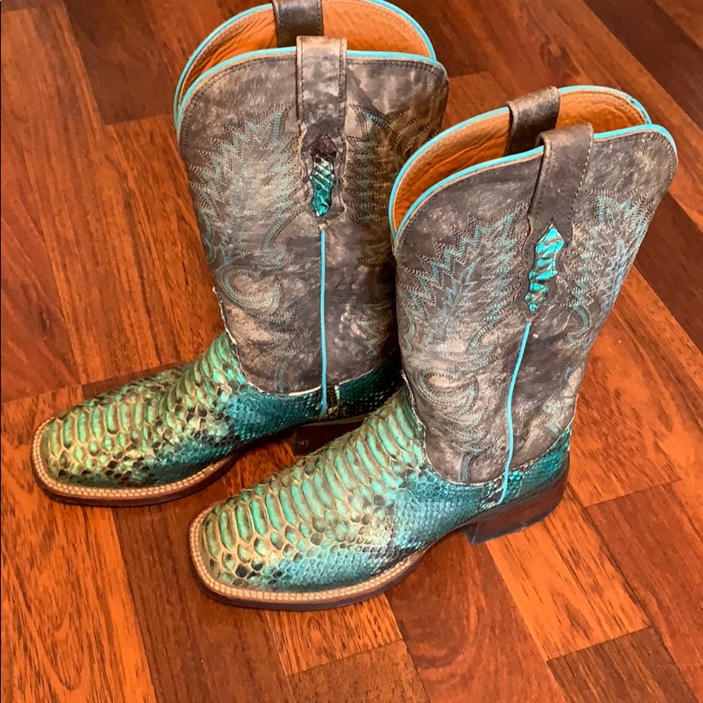 Boots